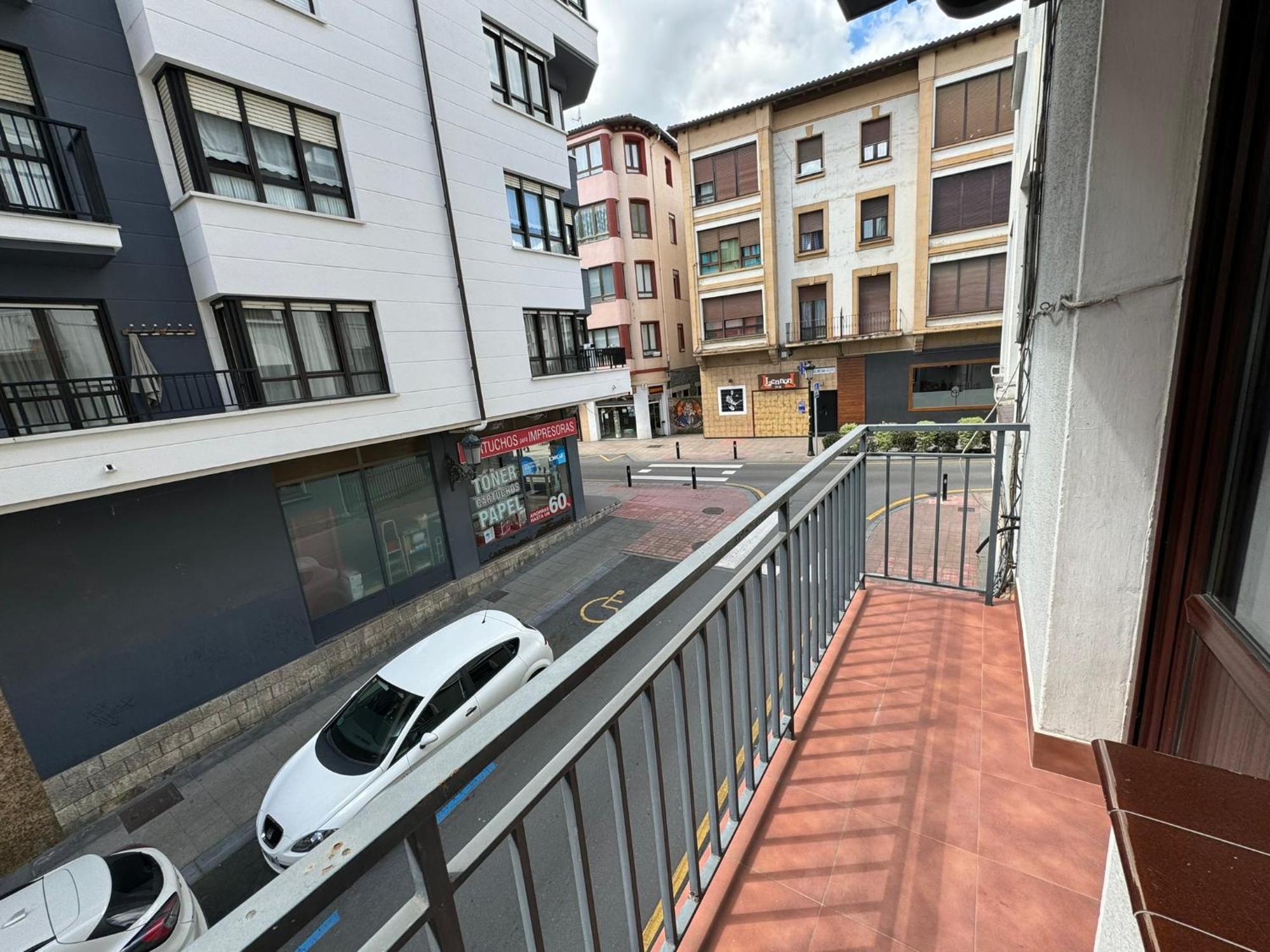 Byandreea Apartaments Etxebi Guernica y Luno Dış mekan fotoğraf
